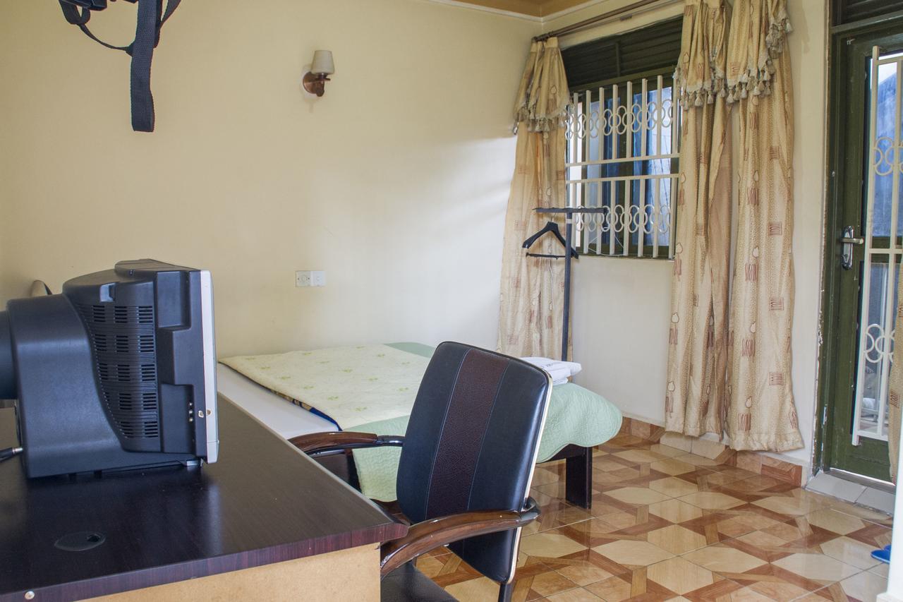Rays Hotel Mbarara Exterior foto